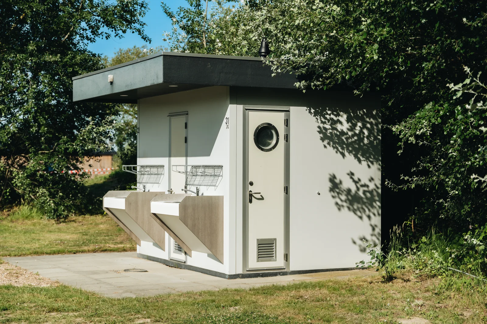 Campingplatz mit eigenem Sanitär 1